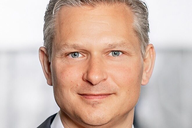 Roger Meister, CEO, 2Xideas