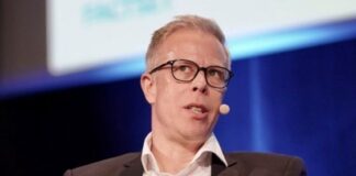 Retail-based systems impeding MENA market engagement Adrian Bradshaw, senior equity dealer, Invesco